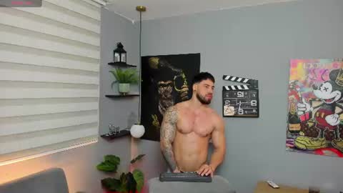 Snapshot of giorgio_leone2 chatting on June 2026 01:36:01 AM Giorgio leone online show from June 2026 01:36:01 AM
