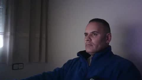 Snapshot of gioshadow chatting on January 2025 04:20:01 PM gioshadow online show from January 2025 04:20:01 PM