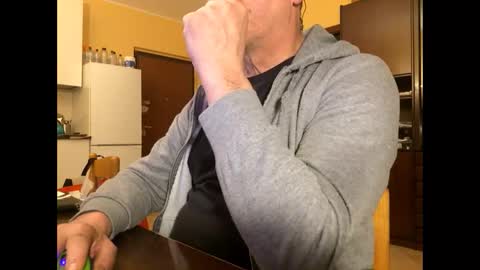 Snapshot of giovanni_1964 chatting on December 2024 04:17:02 AM giovanni_1964 online show from December 2024 04:17:02 AM