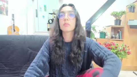 girasol1921 online show from December 2024 06:54:02 PM