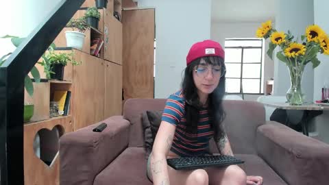 girasol1921 online show from December 2024 05:51:01 PM