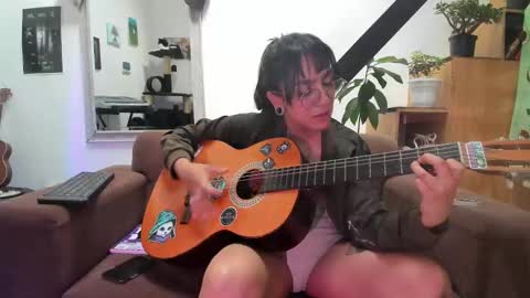 girasol1921 online show from January 2025 09:58:02 PM