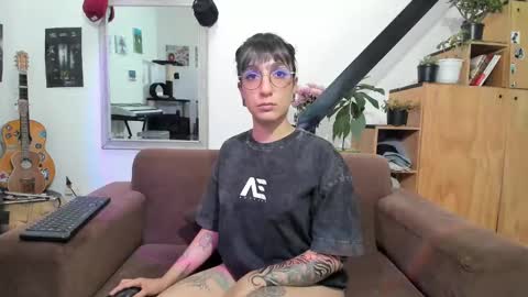 girasol1921 online show from March 2025 06:22:02 PM