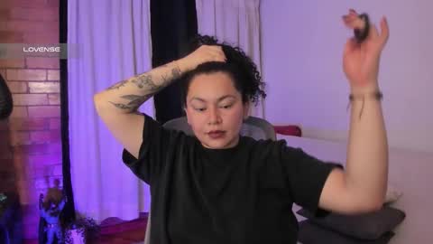 Snapshot of girl_inline chatting on November 2025 12:49:01 AM girl_inline online show from November 2025 12:49:01 AM