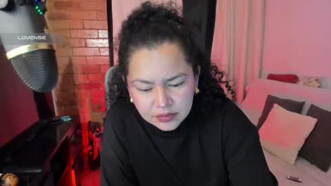 Snapshot of girl_inline chatting on November 2025 11:59:02 PM girl_inline online show from November 2025 11:59:02 PM