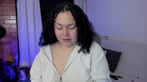 Snapshot of girl_inline chatting on November 2025 11:36:02 PM girl_inline online show from November 2025 11:36:02 PM