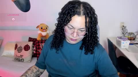 Snapshot of girl_inline chatting on December 2025 01:48:02 AM girl_inline online show from December 2025 01:48:02 AM