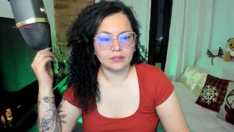 Snapshot of girl_inline chatting on December 2025 01:21:02 AM girl_inline online show from December 2025 01:21:02 AM