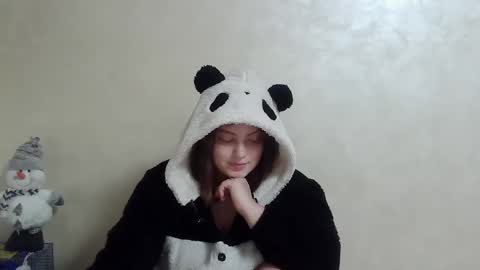 girl_leya online show from December 2024 11:09:02 PM