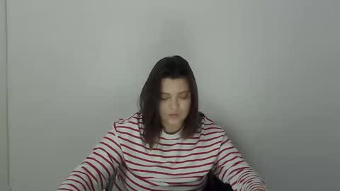 girl_leya online show from October 2025 07:56:02 PM