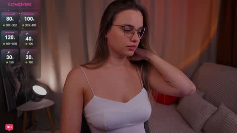 Kate online show from February 2025 07:22:02 PM