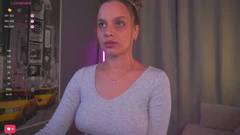 Kate online show from December 2025 06:27:02 PM