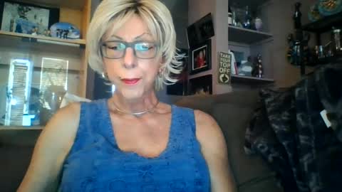 Snapshot of girlinrock chatting on June 2026 01:01:01 AM Girlinrock online show from June 2026 01:01:01 AM