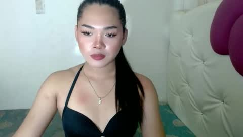 Snapshot of girlsweet_preciousxoxo chatting on November 2025 11:21:02 AM Precious online show from November 2025 11:21:02 AM