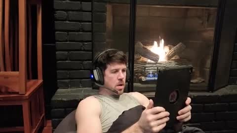 croyal09 online show from December 2024 09:42:02 PM