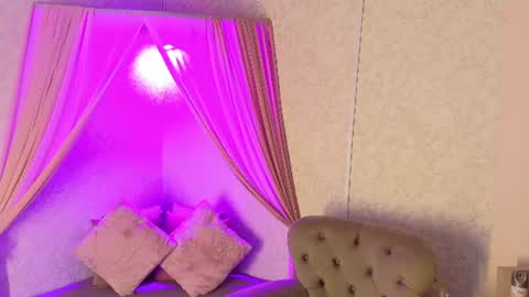 Snapshot of giselamaru chatting on June 2026 11:01:02 AM online show from June 2026 11:01:02 AM
