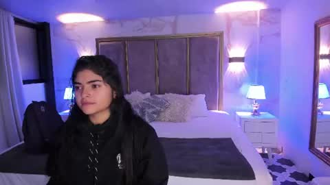 Snapshot of giselamaru chatting on July 2026 09:24:01 AM online show from July 2026 09:24:01 AM
