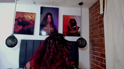 Snapshot of gisele_cedield chatting on November 2025 01:30:02 AM Kylie online show from November 2025 01:30:02 AM