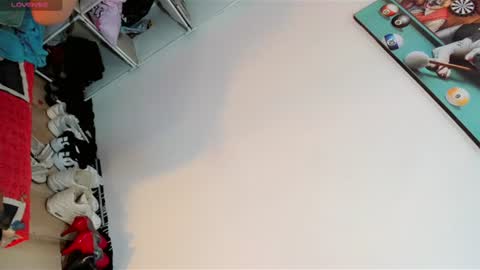 Snapshot of gisele_fox chatting on July 2026 07:57:01 AM Gisel online show from July 2026 07:57:01 AM