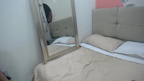 GiselleEvans online show from February 2025 01:47:02 PM