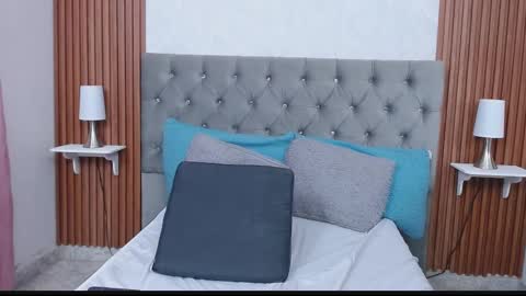 Gissell Saenz online show from September 2025 07:14:02 PM