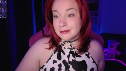 Snapshot of gitera_ chatting on May 2026 09:33:01 PM AlexaMillis online show from May 2026 09:33:01 PM