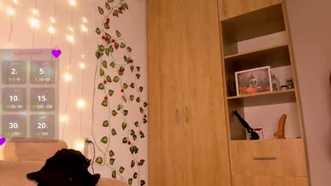 GiuliaCash online show from January 2026 10:42:02 AM