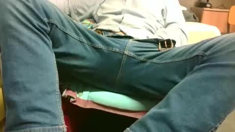 giulio__35 online show from February 2026 06:25:01 PM