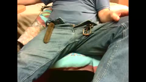 giulio__35 online show from April 2026 04:00:01 PM