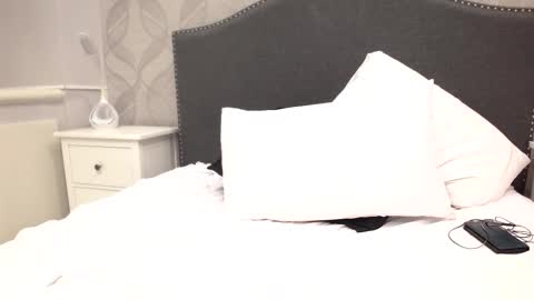 Snapshot of gizzlemcclizzle chatting on October 2025 01:58:01 PM Chad Thunderstroke and Bianca online show from October 2025 01:58:01 PM