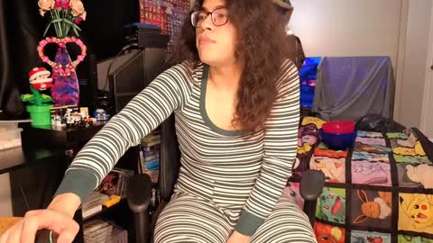 glaceon9 online show from February 2025 06:53:01 PM