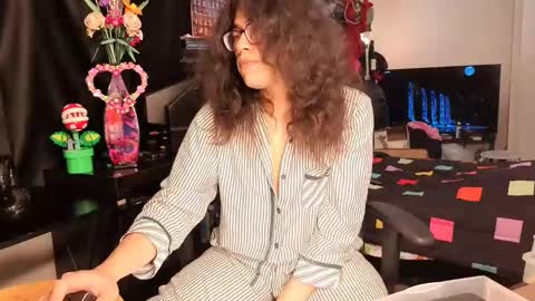 glaceon9 online show from February 2025 11:31:02 AM