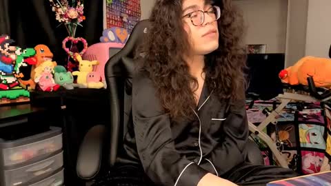 glaceon9 online show from September 2025 04:43:02 PM