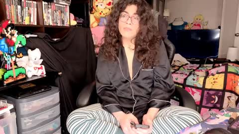 glaceon9 online show from April 2026 02:42:02 AM