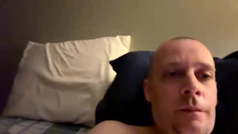 Snapshot of glenclark20 chatting on September 2025 04:09:05 PM glenclark20 online show from September 2025 04:09:05 PM