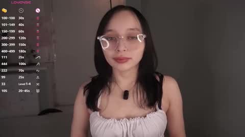 Snapshot of glennabardy chatting on February 2026 06:15:02 PM Sandra online show from February 2026 06:15:02 PM