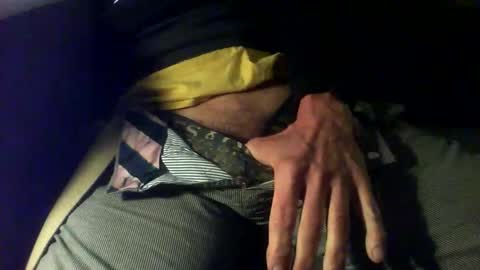 Snapshot of glimmertwins11 chatting on October 2025 08:53:02 PM glimmertwins11 online show from October 2025 08:53:02 PM