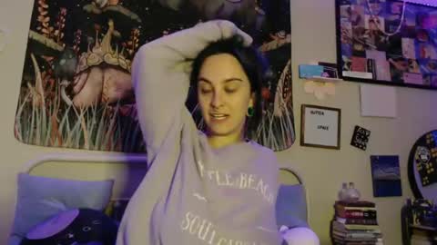 Snapshot of glitterspace chatting on September 2025 06:57:02 AM anna online show from September 2025 06:57:02 AM