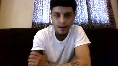 glly444 online show from February 2026 05:28:01 PM