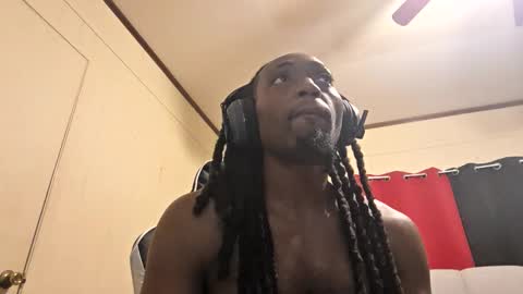 glomightyj online show from December 2025 05:13:01 AM