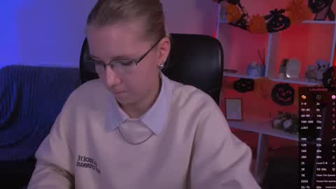 Snapshot of gloria_bubble chatting on November 2025 07:49:02 PM your dream online show from November 2025 07:49:02 PM