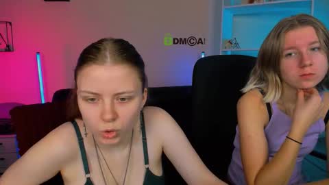 Snapshot of gloria_bubble chatting on November 2025 10:21:01 AM your dream online show from November 2025 10:21:01 AM