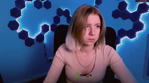 Snapshot of gloria_bubble chatting on November 2025 10:36:02 AM your dream online show from November 2025 10:36:02 AM