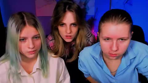 Snapshot of gloria_bubble chatting on November 2025 10:17:02 AM your dream online show from November 2025 10:17:02 AM