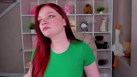 Snapshot of gloria_gordon chatting on January 2026 09:34:02 AM Gloria My schedule for the week 2 GMT 3am-9am We 2 GMT 9am-15pm TuWeThFr online show from January 2026 09:34:02 AM