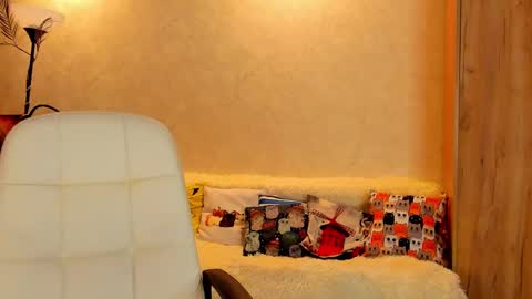 Gloria Wood online show from March 2025 09:40:02 PM