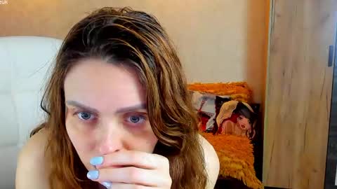 Gloria Wood online show from May 2026 07:45:02 PM