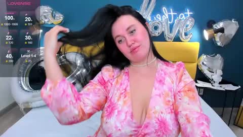 Snapshot of gloriabates chatting on February 2025 01:02:01 AM Gloria online show from February 2025 01:02:01 AM