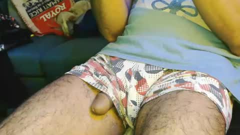 Llusef online show from December 2024 12:23:01 AM