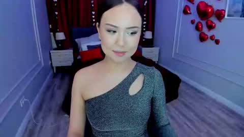 Snapshot of gloweme chatting on March 2026 08:59:02 PM Mila online show from March 2026 08:59:02 PM